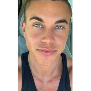 Meet your Posher, Anthony